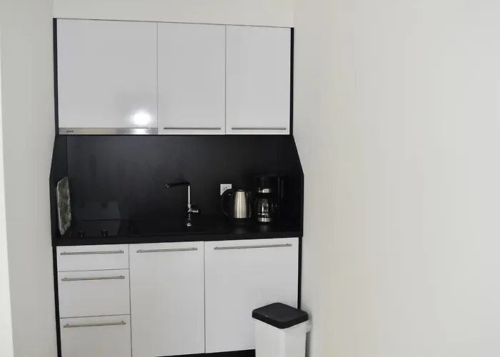 Dalija Биоград-на-Мору