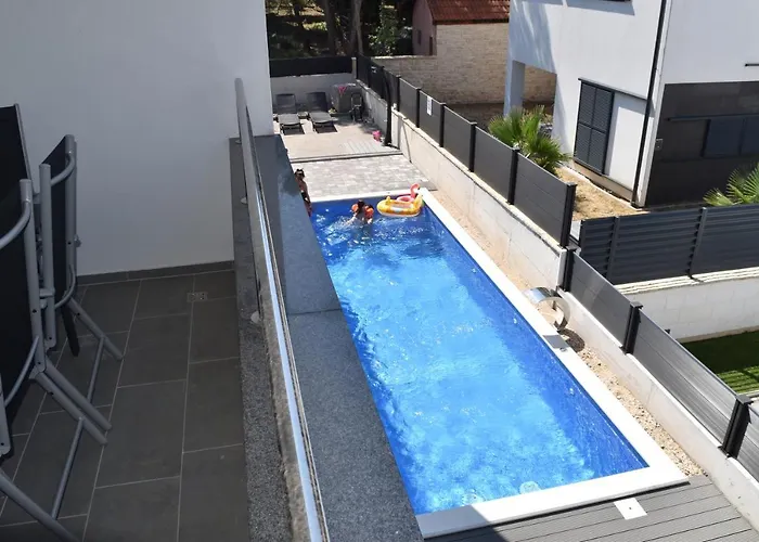 Dalija * Биоград-на-Мору